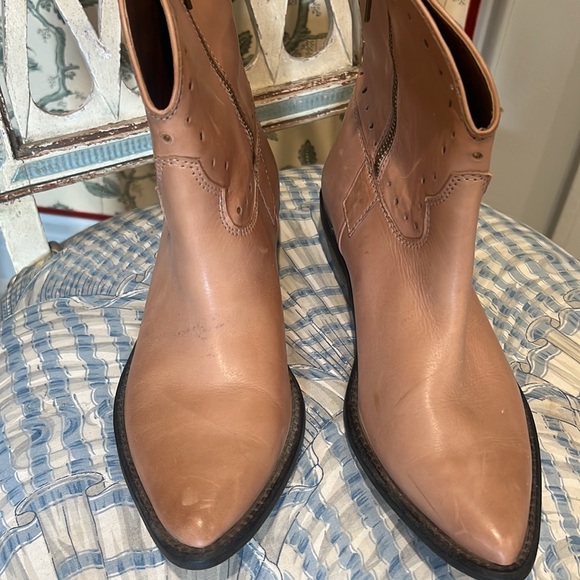 Lucky brand cowboy boots - Picture 2 of 5